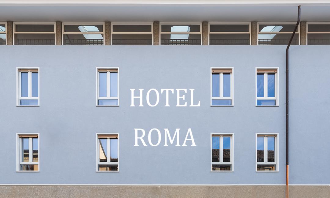 Hotel Roma ปัลมาโนวา ภายนอก รูปภาพ